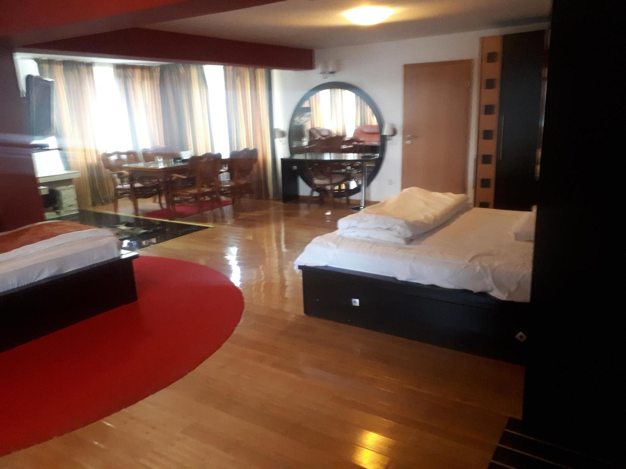 Pension Chalet Poiana Marului Ranch Екстериор снимка