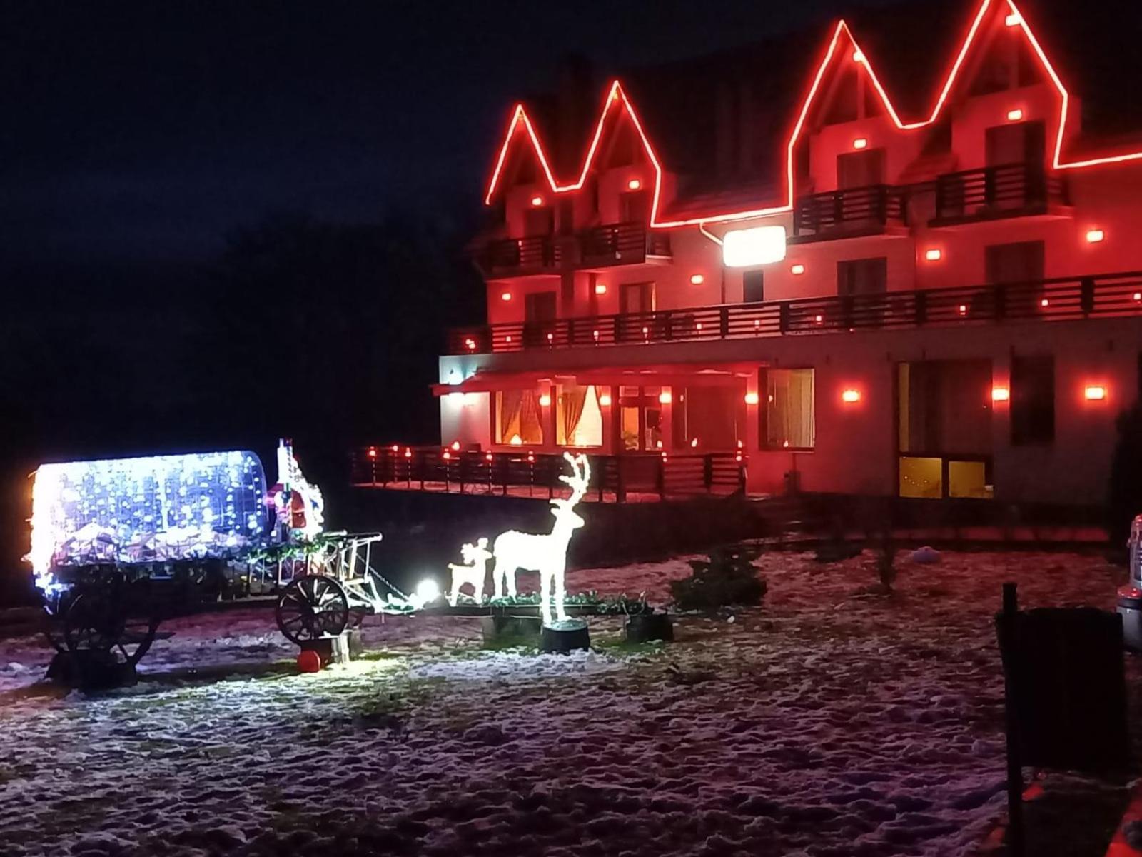 Pension Chalet Poiana Marului Ranch Екстериор снимка