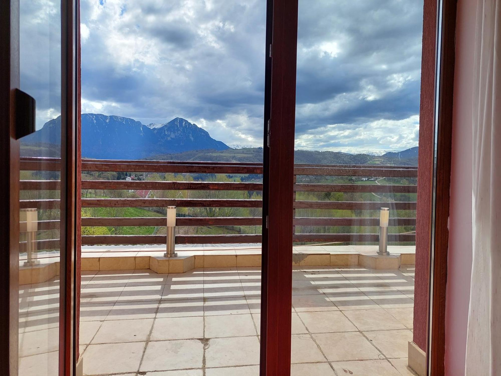 Pension Chalet Poiana Marului Ranch Екстериор снимка